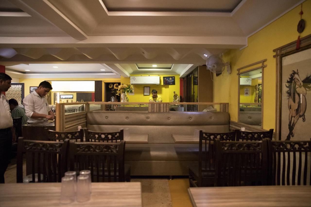 Hotel Alibaba Bombay Exterior foto